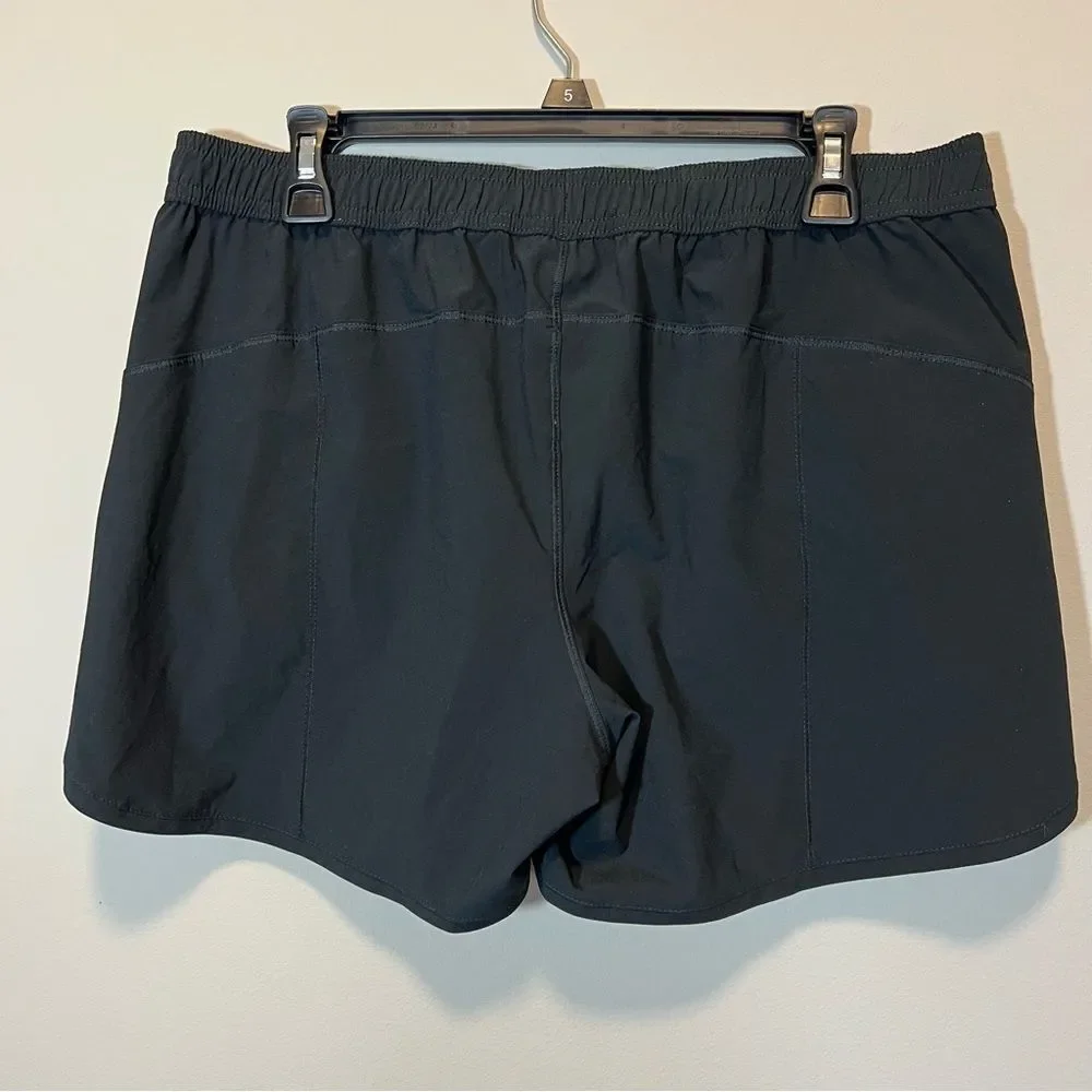 Lands’ End Women’s Black Athletic Shorts‎ 10